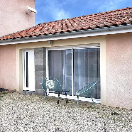 Au Coeur Des 3 Apartment